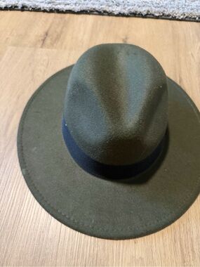 Forever 21 Olive Green Fedora with Navy Band